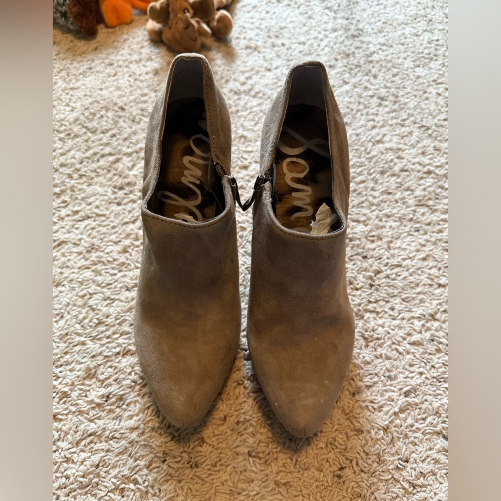 Sam Edelman Putty Suede Footwear